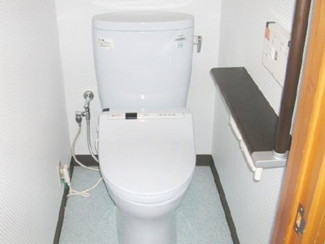 栃木小山　店舗トイレ9.8万円！